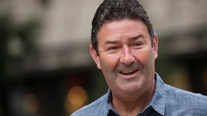 অধস্তন মহিলা কর্মীর সঙ্গে যৌন সম্পর্ক, চাকরি খোয়ালেন ম্যাক ডোনাল্ডসে সিইও