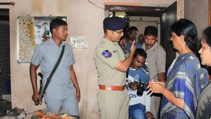 #Tahsildar Vijaya: ఘటనాస్థలిని సందర్శించిన సబితా ఇంద్రారెడ్డి