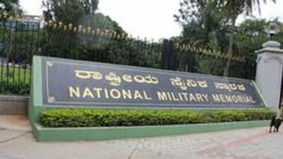 ಮಿಲಿಟರಿ ಸ್ಮಾರಕ ಆವರಣದಲ್ಲಿ ವೀರಗಲ್ಲು ಪ್ರತಿಷ್ಠಾಪನೆ
