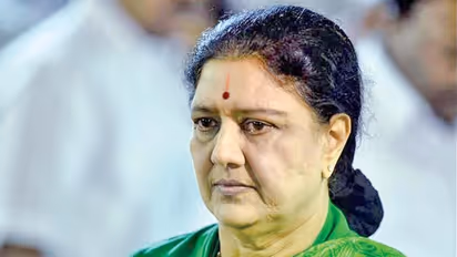 Sasikala diagnosed with SARI; nephew TTV Dhinakaran rushes to Bengaluru, seeks permission to meet aunt