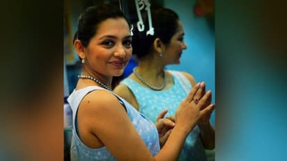 বয়ফ্রেন্ডের সঙ্গে ফোন কথা, মা-এর কাছে চড় খেয়েছিলেন জুন মালিয়া