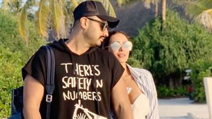 బీచ్ లో పెళ్లి చేసుకుంటా.. కుర్రహీరోతో పెళ్లిపై నటి కామెంట్స్!