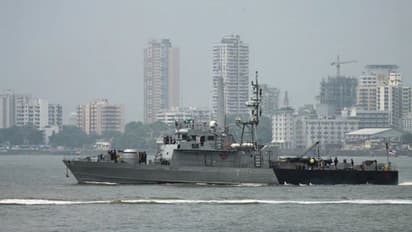 டிகிரி படித்திருந்தால் போதும்.. இந்திய கடற்படையில் வேலை.. விவரம் உள்ளே..