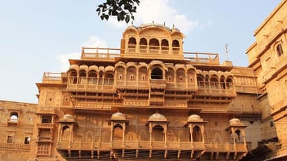 ഈ കോട്ടയില് ജനവാസമുണ്ട്, താമസിക്കുന്നത് 4000 പേര്...