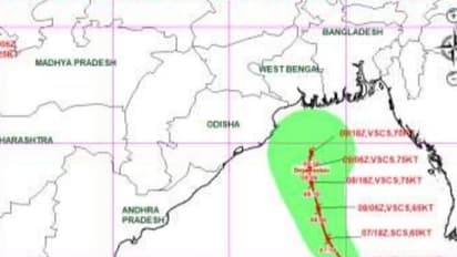 పొంచివున్న బుల్ బుల్ తుఫాను...కోస్తాలో ప్రమాద హెచ్చరికలు జారీ
