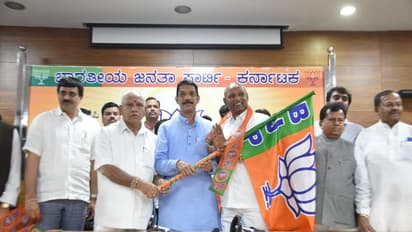 ಮಾತೃ ಪಕ್ಷಕ್ಕೆ ವಿಜಯ್ ಶಂಕರ್ ವಾಪಸ್: ಹುಣಸೂರಿನಲ್ಲಿ ಬಿಜೆಪಿಗೆ ಫಸ್ಟ್ ಕ್ಲಾಸ್