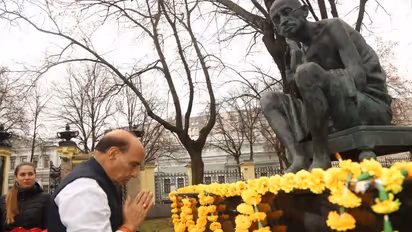 Rajnath Singh pays floral tributes to Mahatma Gandhi in Moscow