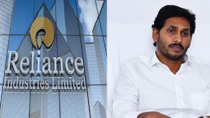 జగన్ ప్రభుత్వానికి షాక్: రిలయన్స్ ఫ్లాంట్ వెనక్కి..