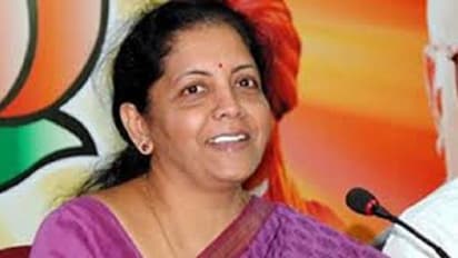 மந்தநிலையில் இருக்கும் ரியல்எஸ்டேட் துறைக்கு ரூ.25 ஆயிரம் கோடி நிதி: இன்ப அதிர்ச்சி அளித்த நிர்மலா சீதாராமன் !!