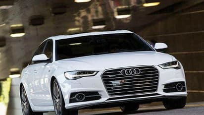 കളിക്കാര്ക്ക് ക്രിസ്മസിന് ഔഡിയില് വീട്ടില്പ്പോകാം, വമ്പന് സമ്മാനവുമായി ഒരു ഫുട്ബോള് ക്ലബ്ബ്!