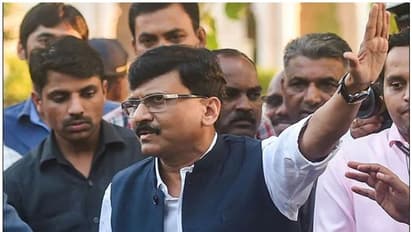 മഹാരാഷ്ട്രയിലും റിസോർട്ട് രാഷ്ട്രീയം; ശിവസേന എംഎൽഎമാരെ റിസോർട്ടിലേക്ക് മാറ്റി