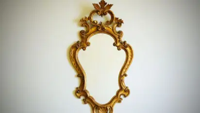 మనుషుల్ని నగ్నంగా చూడొచ్చని... మ్యాజిక్ మిర్రర్ పేరుతో వృద్ధుడికి టోకరా..