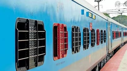  സമയവും പണവും എല്ലാം നഷ്ടം, വേണാടിന്റെ സ്റ്റോപ്പ് മാറ്റം ദുരിതമെന്ന് യാത്രക്കാ‍ര്‍, റെയിൽവേ പറയുന്നത് ഗുണങ്ങൾ