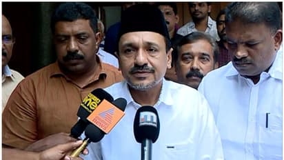 സ്കോളർഷിപ്പ് വിവാദം: മുസ്ലീം സമുദായത്തിന് മുറിവേറ്റെന്ന് സാദിഖലി തങ്ങൾ, മുഖ്യമന്ത്രിയുടേത് ഏകപക്ഷീയ നിലപാട്