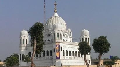 जानें क्यों नापाक ने करतारपुर गुरुद्वारे में लगाई है बमों की प्रदर्शनी