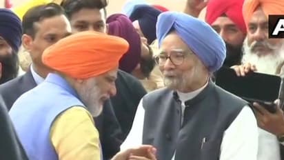 Narendra Modi- Manmohan Singh