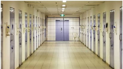 പെട്ടെന്ന് പണക്കാരാവാന് ലഹരി കടത്തിയവര് മുതല് വിദ്യാര്ത്ഥികള് വരെ; ദമ്മാം ജയിലില് ഇരുന്നൂറോളം മലയാളികള്