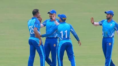 ಮುಷ್ತಾಕ್ ಆಲಿ T20:  ದಾಖಲೆ ಬರೆದ ಬೆನ್ನಲ್ಲೇ ಮುಗ್ಗರಿಸಿದ ಕರ್ನಾಟಕ!