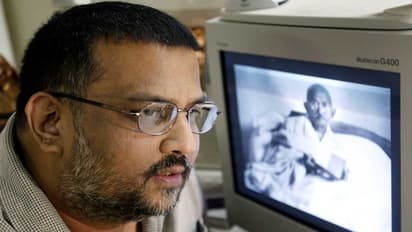 अयोध्या फैसले के बाद महात्मा गांधी के पड़पोते ने कहा, आज सुनवाई होती तो गोडसे भी देशभक्त होता