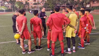 লড়াই এবার আরও কঠিন, কৃত্রিম ঘাসে অনুশীলন ভারতীয় দলের