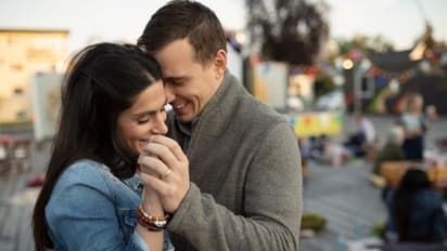 বিয়ের আগে যৌন সম্পর্কে বিশ্বাসী নয় কত সংখ্যক মানুষ, সমীক্ষায় উঠে এল চাঞ্চল্যকর তথ্য