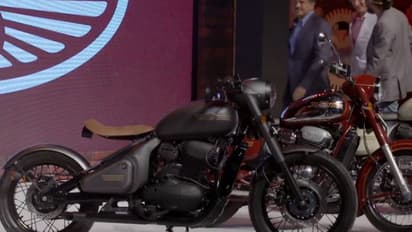 జావా పెరాక్ బాబర్-స్టైల్ బైక్ లాంచ్