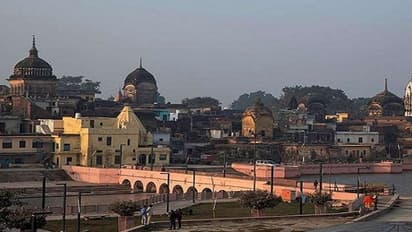 അയോധ്യ കേസ്: വിധിക്കെതിരെ അഖിലേന്ത്യ മുസ്ലീം വ്യക്തി നിയമബോര്ഡ് ഹര്ജി നല്കും