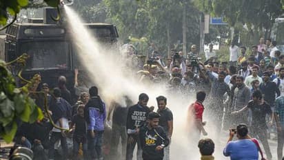 ವಿದ್ಯಾರ್ಥಿ ಶಕ್ತಿಗೆ ಮಣಿದ ಜೆಎನ್ಯು: ಶುಲ್ಕ ಪ್ರಮಾಣ ಕಡಿತಕ್ಕೆ ಒಪ್ಪಿಗೆ!