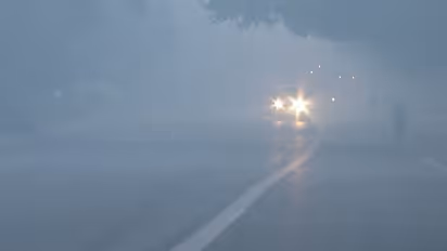 Delhi's overall AQI still remains in 'very poor' category, state govt orders colour-coded sticker for vehicles