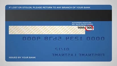 कभी सोचा है कि डेबिट क्रेडिट कार्ड में क्यों दिया होता है CVV नंबर? जानें क्या होता है इसका काम