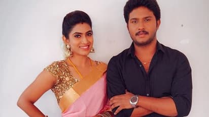 4 வருடம்  காதலித்து திடீர் என திருமணம் செய்து கொண்ட விஜய் டிவி சீரியல் பிரபலங்கள்..! குவியும் வாழ்த்து!