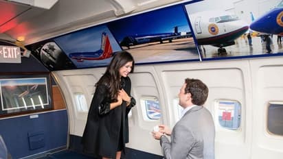 ವಿಮಾನದಲ್ಲಿ ಲವ್ @ ಫಸ್ಟ್ ಸೈಟ್; ವರ್ಷಗಳ ಬಳಿಕ ಅದೇ ಫ್ಲೈಟ್‌ನಲ್ಲಿ ಎಂಗೇಜ್ಮೆಂಟ್!