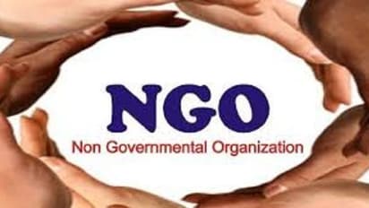 தொண்டு நிறுவனங்களுக்கு மத்திய அரசு ஆப்பு ..! 1807 NGO -களின் பதிவு அதிரடி ரத்து...!