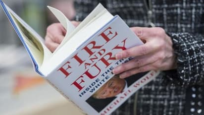 ലൈബ്രറികളില്നിന്ന് പുസ്തകങ്ങള് അപ്രത്യക്ഷമാകുന്നു, കാണാതാവുന്നത് ട്രംപിനെ വിമര്ശിക്കുന്ന പുസ്തകങ്ങള്