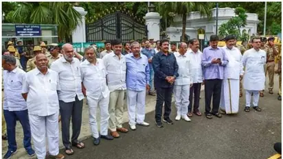 ಸುಪ್ರೀಂ ರಿಲೀಫ್ ಕೊಟ್ರು ಅನರ್ಹ ಶಾಸಕರಿಗೆ ಇನ್ನೂ ತಪ್ಪಿಲ್ಲ ಕೋರ್ಟ್ ತಾಪತ್ರಯ