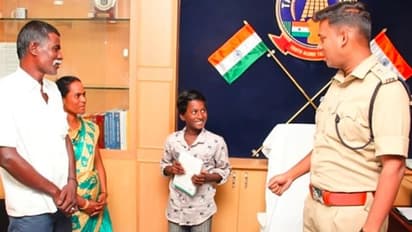 தூக்கில் தொங்க துணிந்த 8 ஆம் வகுப்பு மாணவன்..! நண்பனை சாமர்த்தியமாக காப்பாற்றிய சிறுவன்..! அதிர வைக்கும் காரணம்!