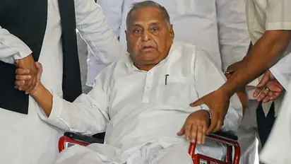 यादव परिवार में 22 नवंबर को हो सकता है बड़ा ऐलान