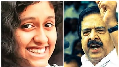 'വർഗീയ പ്രത്യയശാസ്ത്രത്തിന്റെ വക്താക്കൾ ആ മിടുക്കിയെ ജീവിക്കാൻ അനുവദിച്ചില്ല'; ഫാത്തിമയുടെ മരണത്തില് ചെന്നിത്തല