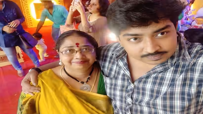 विधवा मां के लिए बेटा ढूंढ रहा था 50 साल का वर, शादी करना चाहते हैं कई डॉक्टर-इंजीनियर्स