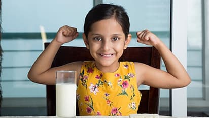 Immunity Boosting Foods : പ്രതിരോധശേഷി കൂട്ടാൻ കുട്ടികൾക്ക് നൽകാം ഈ ഭക്ഷണങ്ങൾ