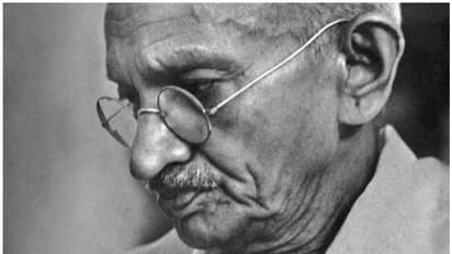 'ഗാന്ധിയുടെ മരണം യാദൃച്ഛികം'; ഒഡിഷ സര്ക്കാറിന്റെ ബുക്ക്ലെറ്റ് വിവാദത്തില്