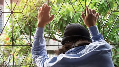 কথা বলতে না পারায় শিকলেই বাঁধা শৈশব, মুক্তি দিলেন দেবদূতের মতো এক সরকারি আধিকারিক