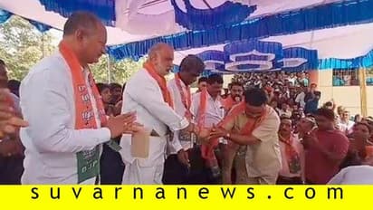 ಪೂಜಾರಿ ನೇತೃತ್ವದಲ್ಲಿ ಬಿಜೆಪಿ ಸೇರಿದ ಹಲವು ಕೈ ಮುಖಂಡರು