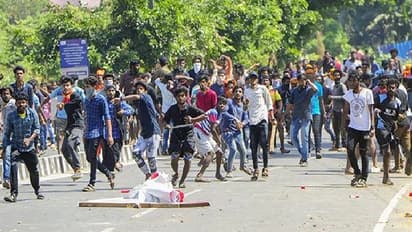 ಪ್ರತಿಭಟನೆ ವೇಳೆ ಕಲ್ಲು ತೂರಿದರೆ 10 ವರ್ಷ ಜೈಲು ಶಿಕ್ಷೆ!