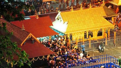 பக்தர்களின் சரணகோஷத்துடன் திறக்கப்பட்டது சபரிமலை நடை..! நாளை முதல் மண்டல காலம் ஆரம்பம்..!