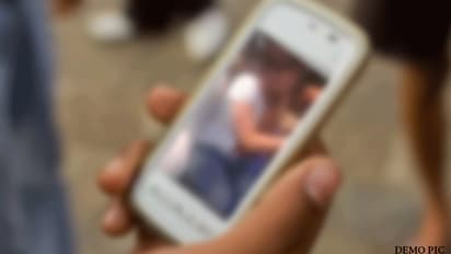 गर्लफ्रेंड दूसरे की हुई तो प्रेमी ने FB पर शेयर किए फिजिकल रिलेश्न के वीडियो-फोटो, लिखा-बदला लेना था