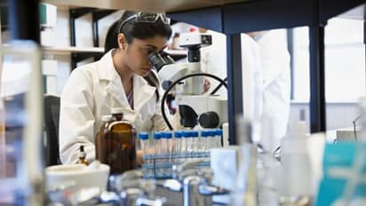 கொரோனாவுக்கு மருந்து கண்டுபிடித்ததா இந்தியா..!! அதிரவைக்கும் தகவல்...!!