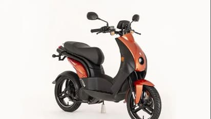 ఫ్రెంచ్ ప్రెసిడెన్షియల్ ఫ్లీట్లో చేరిన ఇండియన్...స్కూటర్