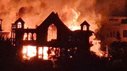 শিলংয়ের শতাব্দী প্রাচীন চার্চে ভয়াবহ অগ্নিকাণ্ড, শ্বাসকষ্টে মৃত বৃদ্ধ দম্পতি