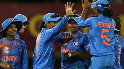 కొట్టింది 50... ప్రత్యర్ధిని 45కే కట్టడి చేసి: టీమిండియా వుమెన్స్ అద్భుత విజయం